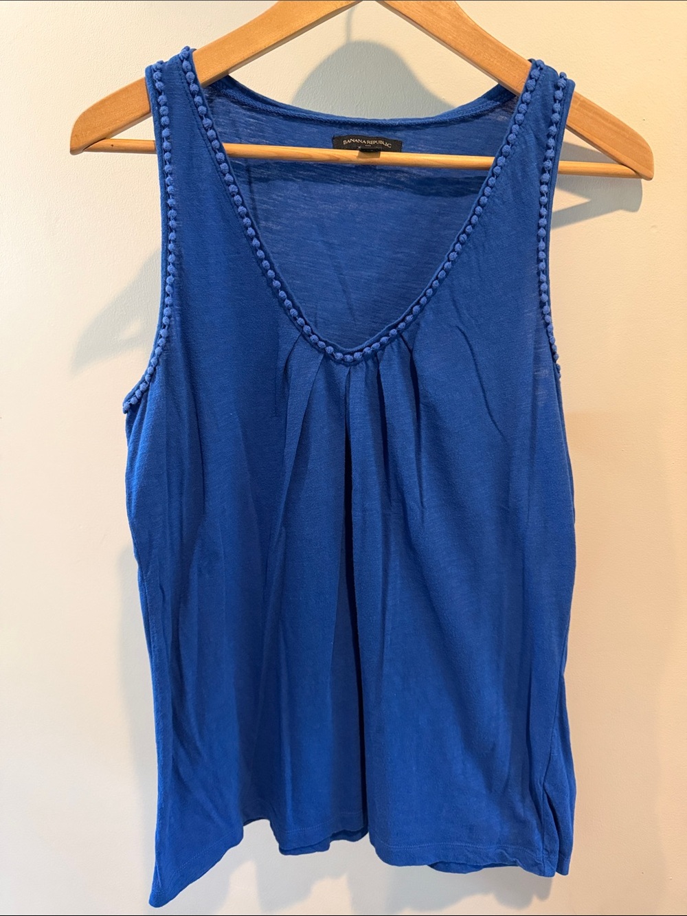 Banana Republic Large Royal Blue V-Neck Pom Trimmed Sleeveless Tank Top
